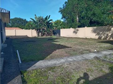 VENDO CASA DE DOS PLANTAS EN DAVID