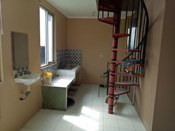 Rumah siap huni minimalis asri di jatihandap dekat cicaheum