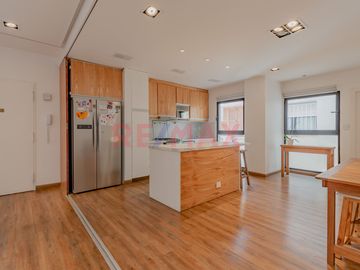 Depto 4 amb  Venta San Telmo Terraza propia 100m2