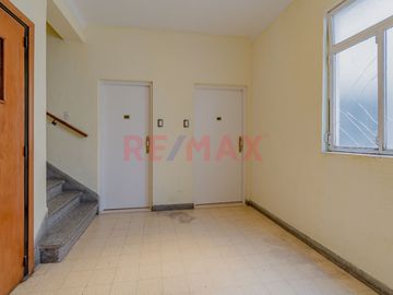 Depto 4 amb  Venta San Telmo Terraza propia 100m2