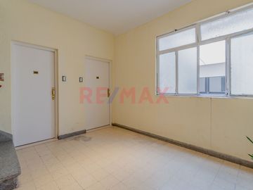 Depto 4 amb  Venta San Telmo Terraza propia 100m2