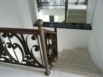 DiJual dibawah harga pasar Apartemen: The Riviera Mansion Pakuwon Indah - Surabaya (East Java) Pool-Front