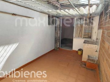 comercial (casa para comercio) en arriendo en simón bolívar. Cod A72304