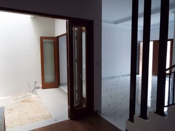 Rumah baru strategis Lebak Bulus dekat RS Fatmawati Jakarta