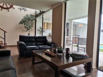 Exclusiva Casa en venta ubicada en Laguna de Curauma