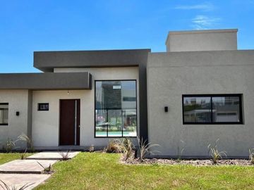 Venta de casa en el barrio de los talas