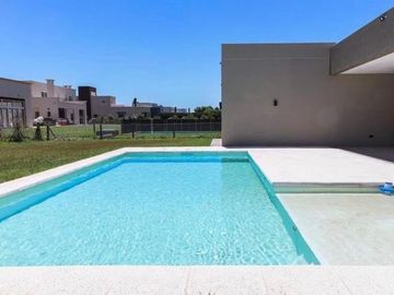 Venta de casa en el barrio de los talas