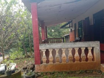 Dijual Tanah Bonus Bangunan Rumah Di Kwadungan Karanganyar