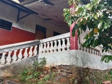 Dijual Tanah Bonus Bangunan Rumah Di Kwadungan Karanganyar
