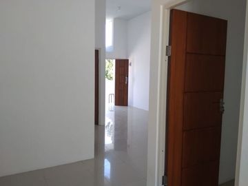 Rumah Lebar 5 One Gate System Gunung Anyar Only 800 Juta