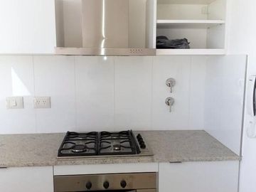 EXCELENTE 4 AMBIENTES A ESTRENAR CON AMARRA Y 2 COCHERAS EN BARRIO PRIVADO