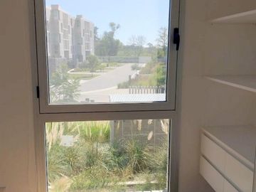 EXCELENTE 4 AMBIENTES A ESTRENAR CON AMARRA Y 2 COCHERAS EN BARRIO PRIVADO