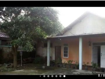 Rumah halaman luas terawat sukaraya karang bahagia cikarang bekasi
