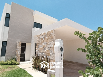 CASA EN VENTA AL PONIENTE DE MERIDA
