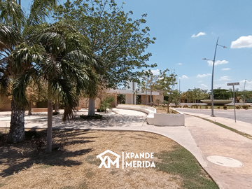 CASA EN VENTA AL PONIENTE DE MERIDA