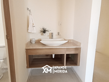 CASA EN VENTA AL PONIENTE DE MERIDA