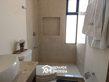 CASA EN VENTA AL PONIENTE DE MERIDA