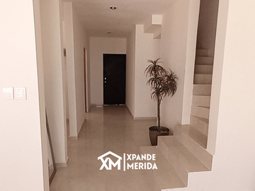 CASA EN VENTA AL PONIENTE DE MERIDA
