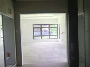 Brand New Spacious House and Lot for Sale PH1168