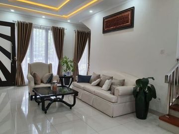 Dijual Rumah Trend Kekinian di Discovery Serenity Bintaro, 4228-SC 0811111----