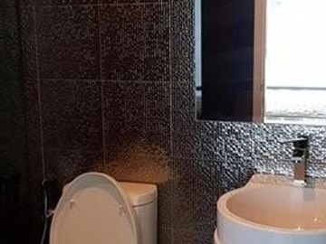 1 Bedroom Condo for sale at Rhythm Sukhumvit 36-38