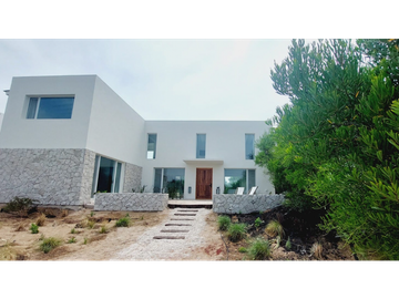 CASA EN VENTA EN COSTA ESMERALDA - RESIDENCIAL I 644