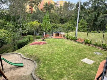 casa en arriendo en la calera. Cod A6453101
