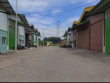 Gudang industri Driyorejo luas 400 meter harga 3 M an