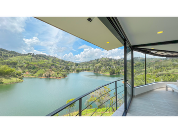 Venta Casa Finca con Vista al Embalse El Peñol