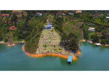 Venta Casa Finca con Vista al Embalse El Peñol