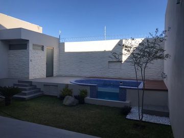 RESIDENCIA EN LA CAMPIÑA