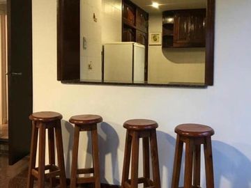 VENTA GRAN CHALET 4 AMB  EN SIERRA DE LOS PADRES, ZONA DEL GOLF. CON QUINCHO, DEPENDENCIA Y PISCINA