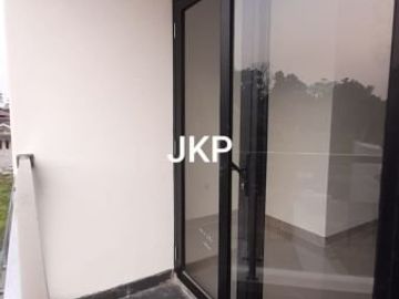 RUMAH BARU MURAH 2 LANTAI SIAP HUNI ASRI DAN NYAMAN DI WIBAWA MUKTI JATIASIH BEKASI