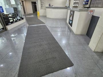 Oficina de 2 ambientes en arriendo en Los Angeles