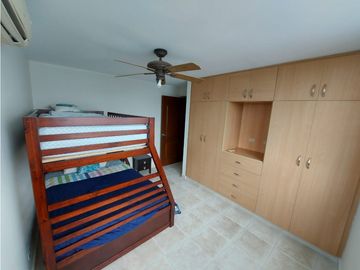VENDO APARTAMENTO EN PH BALCONES