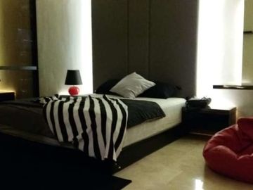INFO-Disewakan Apartemen Distric 8 SCBD,FF 1BR dengan view menarik