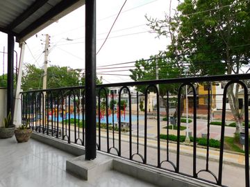 casa en venta en santa elena. Cod V88189