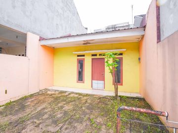 Rumah 15 Menit ke Mall Pesona Square Siap Huni Dibantu KPR J-28750