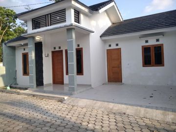 PROMO RAMADHAN!! RUMAH MURAH DALAM CLUSTER DI NGEMPLAK DEKAT PASAR JANGKANG