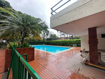 apartamento en venta en multicentro. Cod V4989