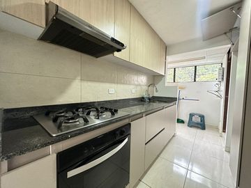 apartamento en venta en multicentro. Cod V4989
