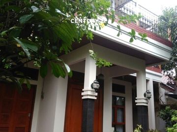 Rumah Bagus 2 Lantai Di Sektor 5 Bintaro OF 0247