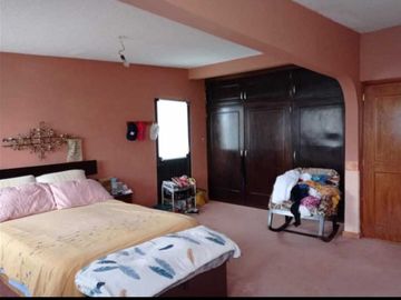 VENTA DE CASA EN SAN ANTONIO