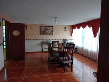 VENTA DE CASA EN SAN ANTONIO