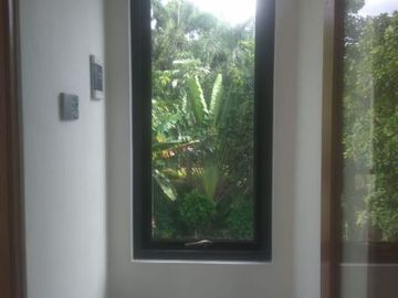 Rumah 2 lantai strategis akse jalan luas,KPR bank Syariah