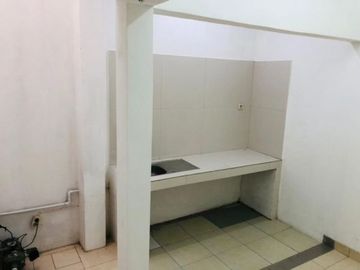 Rumah di Cinere, Depok Rp 1.5 Milyar, 2 Lnt, . LT 99 m²