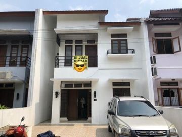 Rumah di Cinere, Depok Rp 1.5 Milyar, 2 Lnt, . LT 99 m²