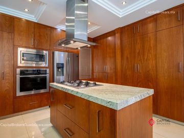 Casa en Venta de lujo dentro de coto en La Cima Zapopan
