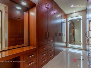Casa en Venta de lujo dentro de coto en La Cima Zapopan