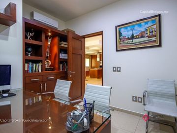 Casa en Venta de lujo dentro de coto en La Cima Zapopan